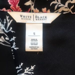 Black House White Market v/neck blouse